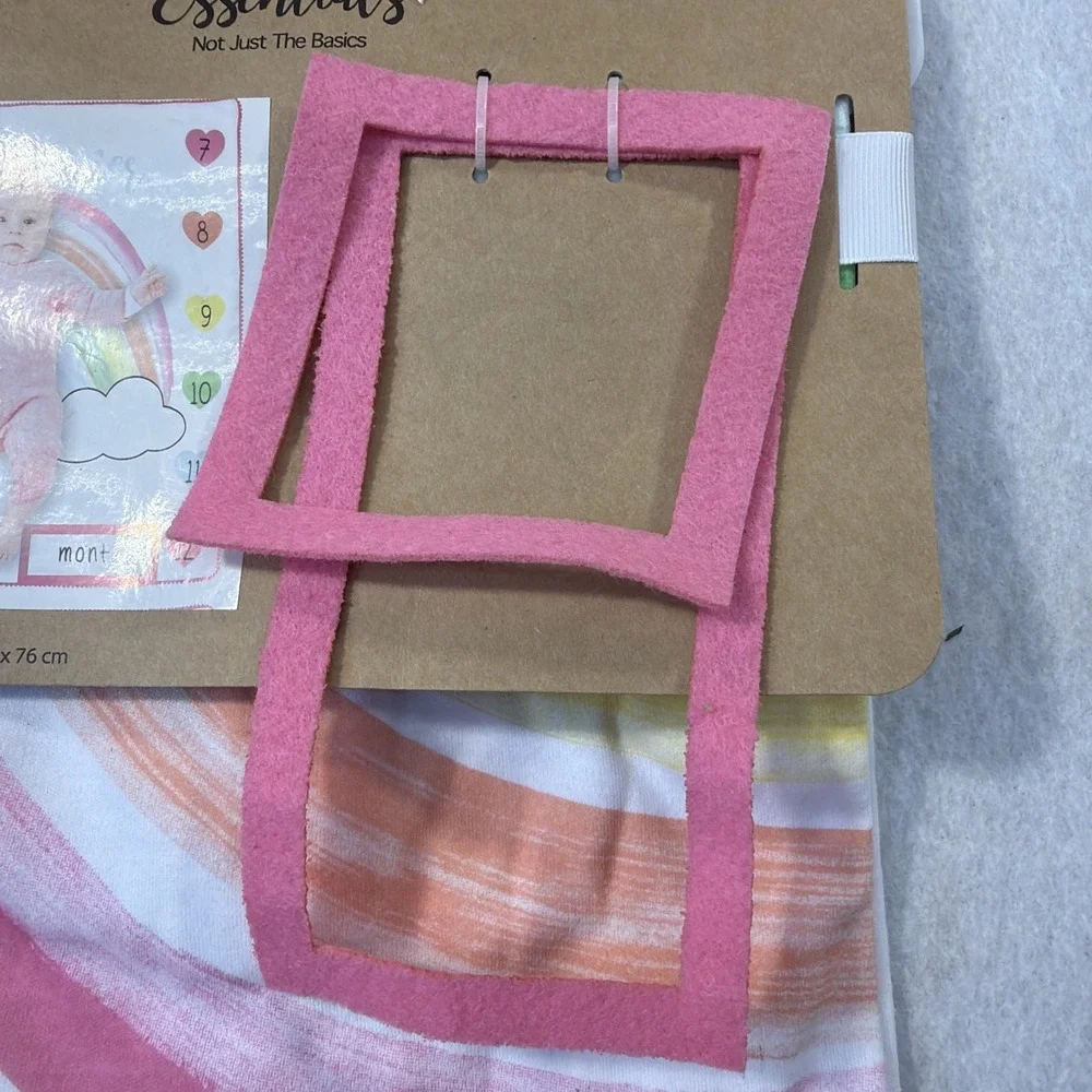 Baby Essentials Pink Blanket Photo Op Milestone &‎ 2 Markers NWT